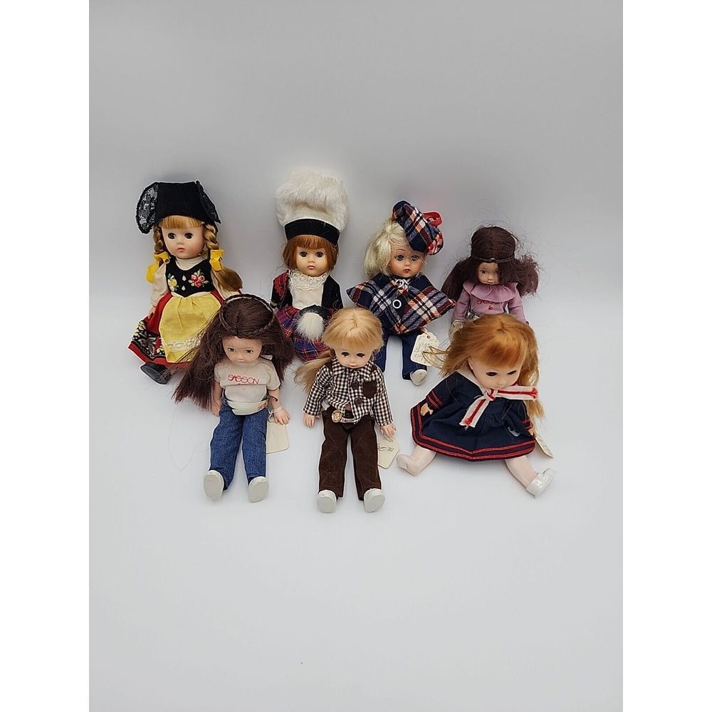 Vintage‎ 1970s Vogue Ginny Doll Large Lot of 7 Dolls Blonde & Brunette Cute 8"